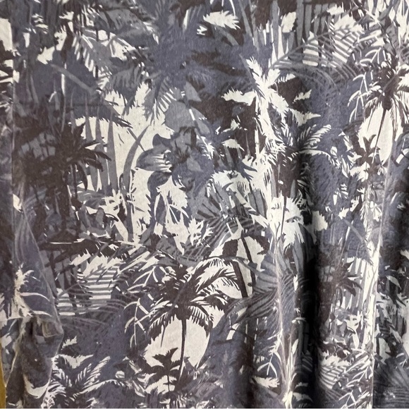 Tommy Bahama Men's Canopy Camo Blue Short Sleeve Organic Cotton T-Shirt Size XXL - Picture 5 of 8